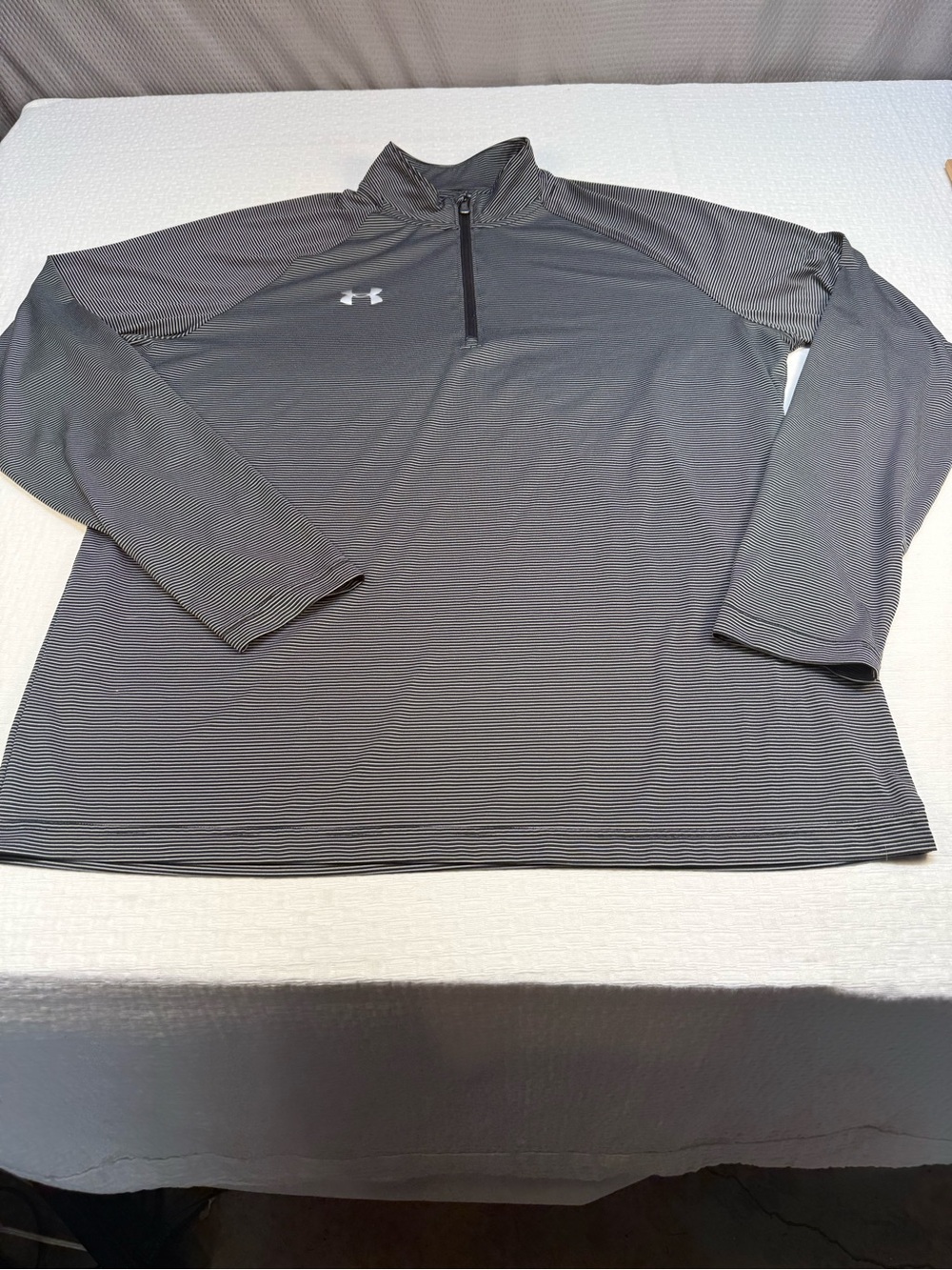 Under Armour Gray Quarter-Zip Pullover Men’s Size XL